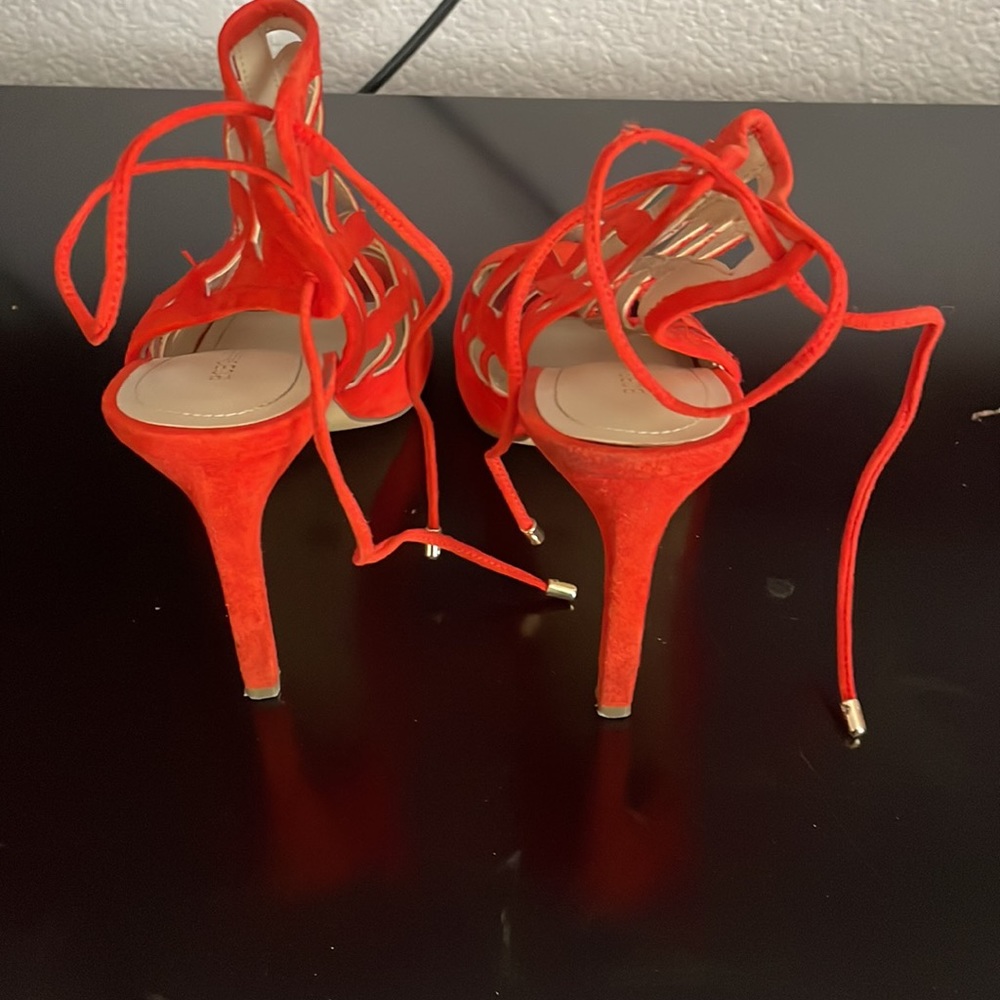 BCBG generation, red orange, open toe heels - Picture 3 of 4